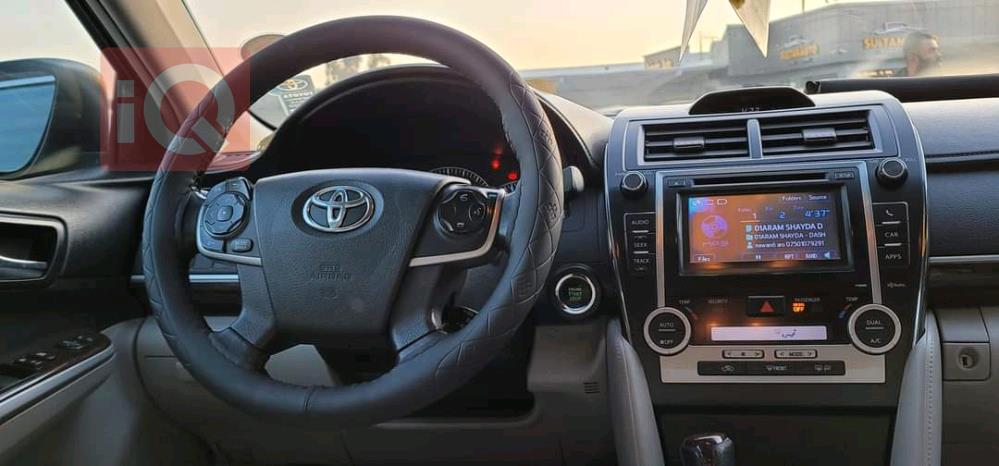 تۆیۆتا کامری